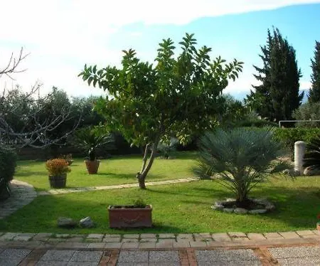 Oda ve Kahvaltı Chiarenza
