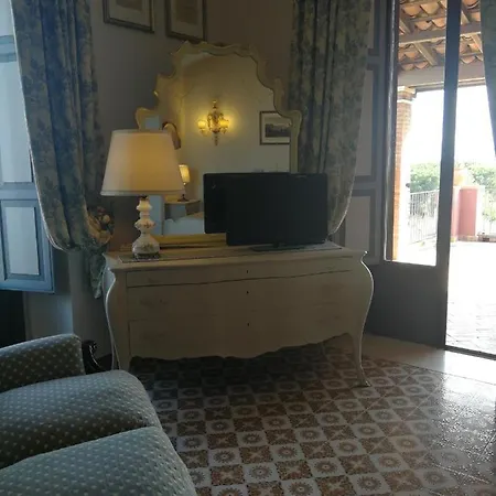 Chiarenza Giardini-Naxos