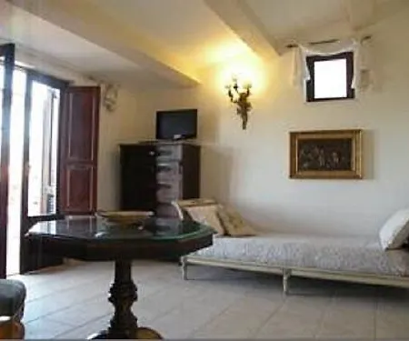 Chiarenza Maison D'hotes
